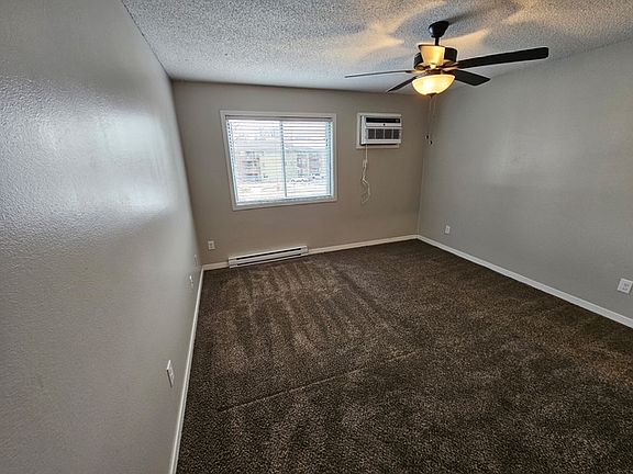 4th image of 2201 E Rose Ave APT 10