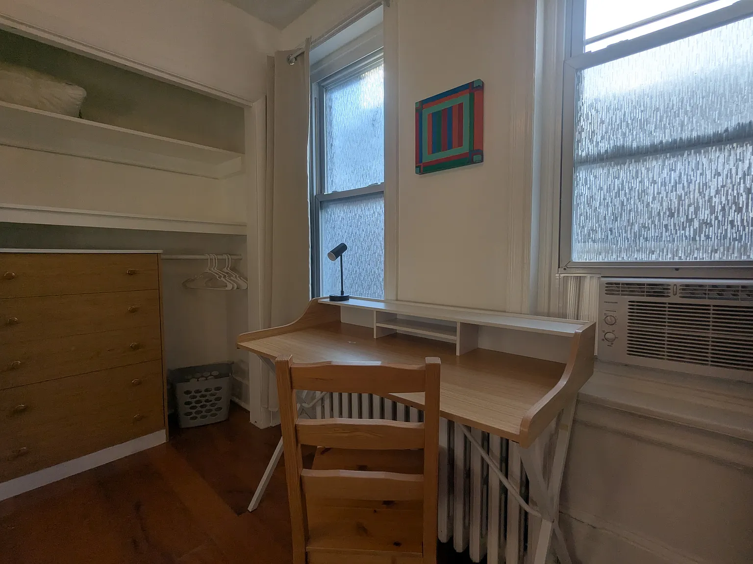 Roommates Needed! ~ Single Room Near 53rd & Walnut St — Photo 3