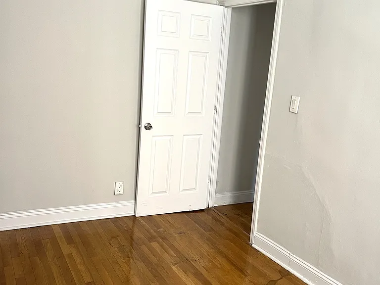 2133 Wallace Ave #217 — Photo 10