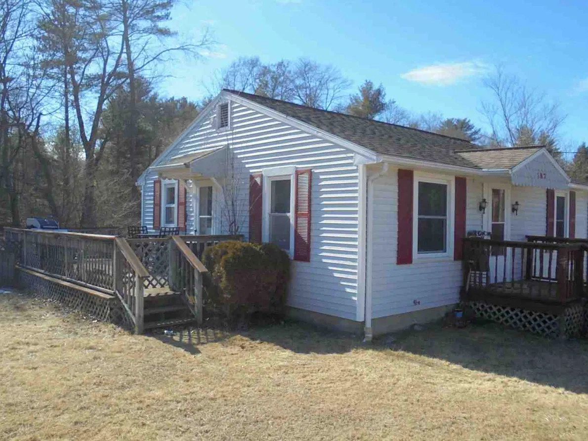 2 bed, 720 sqft, $2,450 — Photo 2