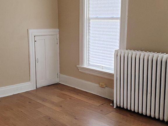 4th image of 525 S 7th St APT 2E
