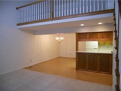 4th image of 224 Shannon Ln