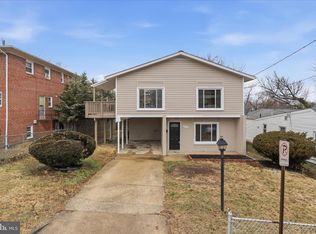 3515 19th St S, Arlington, VA 22204