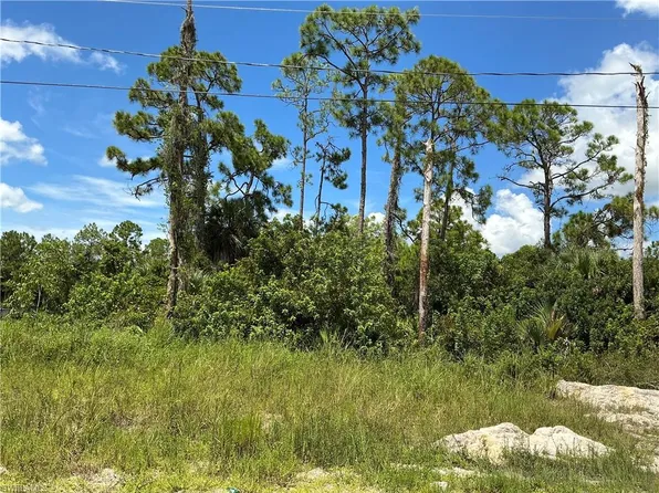 160 Yager CIR, FORT MYERS, FL 33913