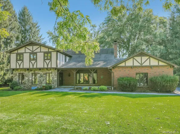 329 Strawtown Road, New City, NY 10956