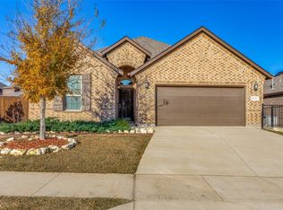 9101 Bronze Meadow Dr, Fort Worth, TX 76131