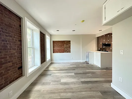 Rented by Dream Space Realty | media 13