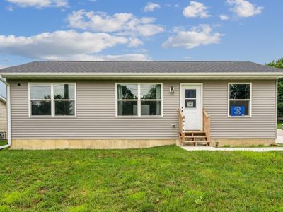 615 5th St NE, Independence, IA, 50644