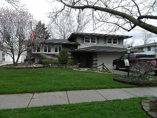 2856 192nd St photo 1