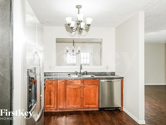 5th image of 1181 Kenwood Dr