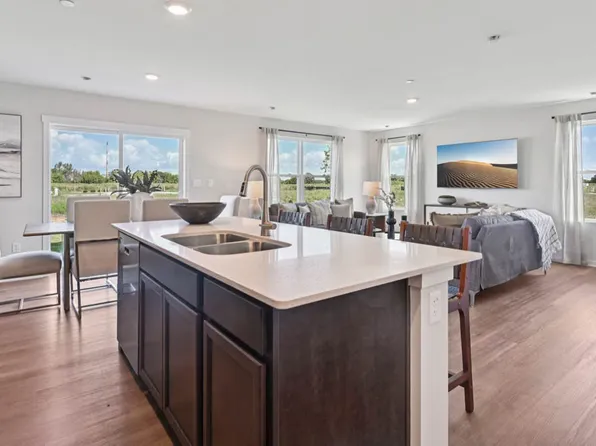 2212 Davidson Wav, Yorkville, IL 60560