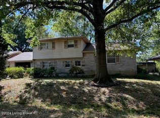 4404 Rondean Dr, Louisville, KY 40216