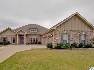 41 Youpon Dr, Huntsville, AL 35824