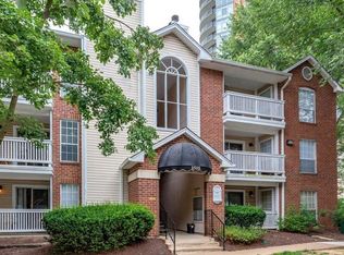 1515 Lincoln Way APT 101, McLean, VA 22102