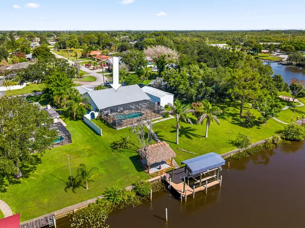 446 SE Naranja Avenue, Port St Lucie, FL 34983