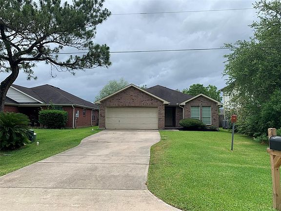 2nd image of 4337 Country Club Dr