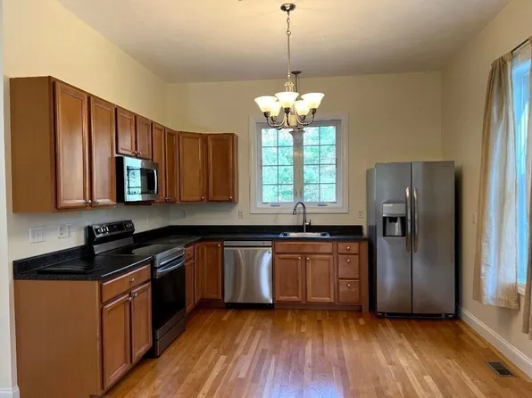 207 John Scott Blvd #B, Norton, MA 02766