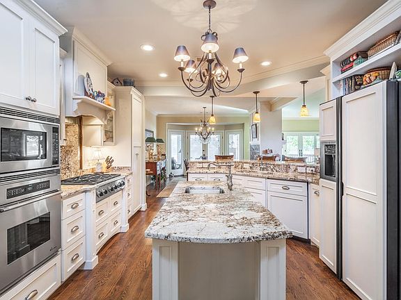 Kitchen 3