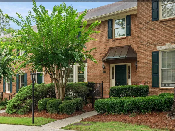 909 Chestnut Oaks Cir, Hoover, AL 35244
