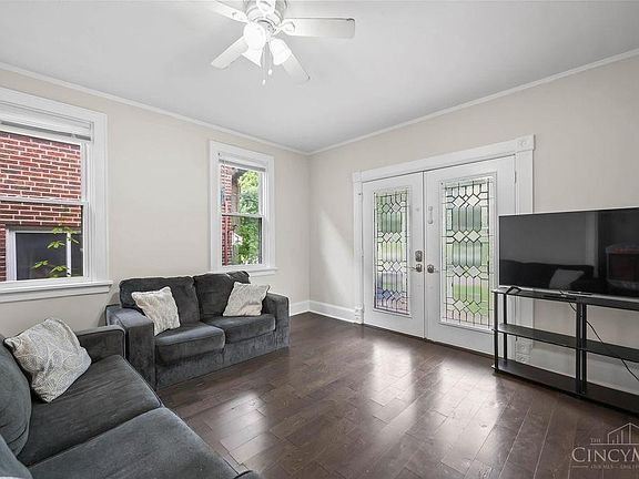 5th image of 6343 Englewood Ave