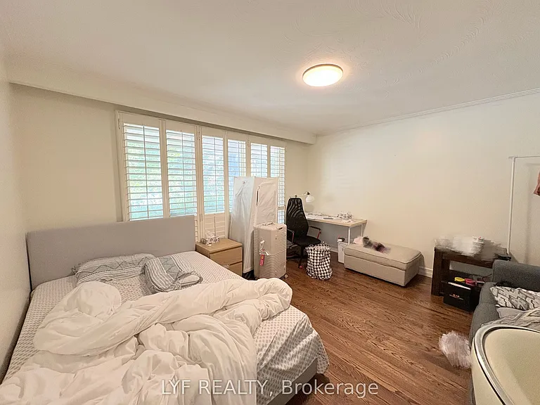 31 Markhaven Rd #MAIN A — Photo 2
