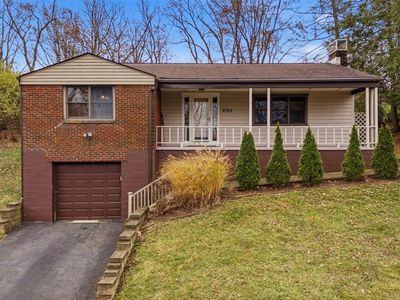 2725 Locust Dr, Pittsburgh, PA, 15241