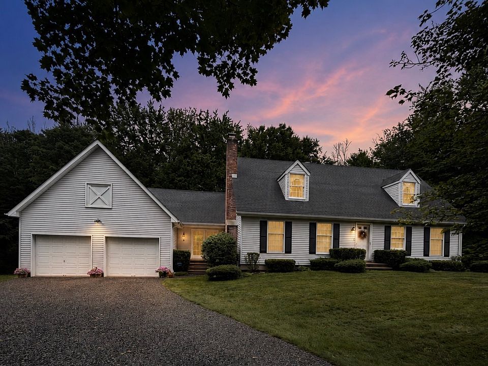 1st image of 216 Old North Road