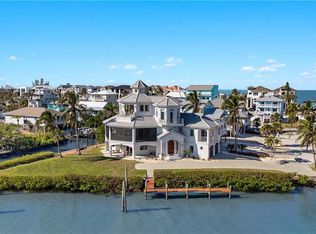 6000 Seagrape Ln, Bonita Springs, FL 34134