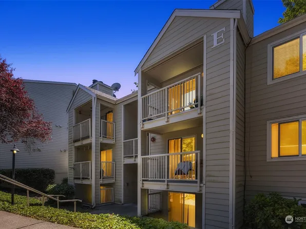 975 Aberdeen Avenue NE #E408, Renton, WA 98056