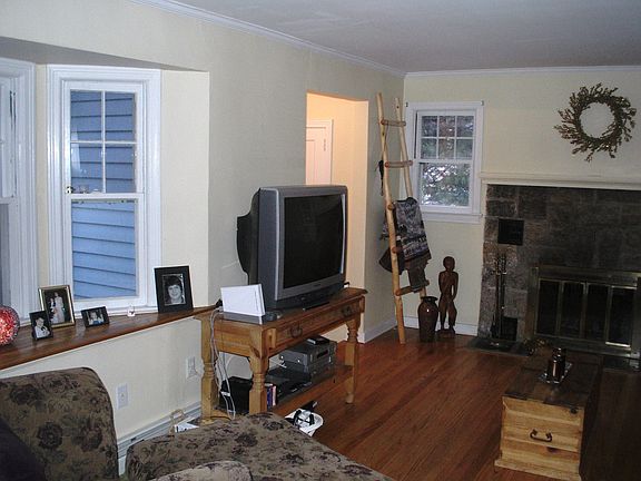 Wood Floors & Fireplace