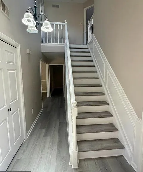127 Pinecrest Ln — Photo 3