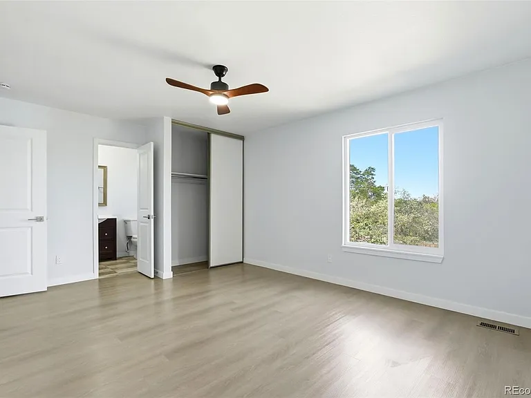 6752 S Dahlia Ct — Photo 27