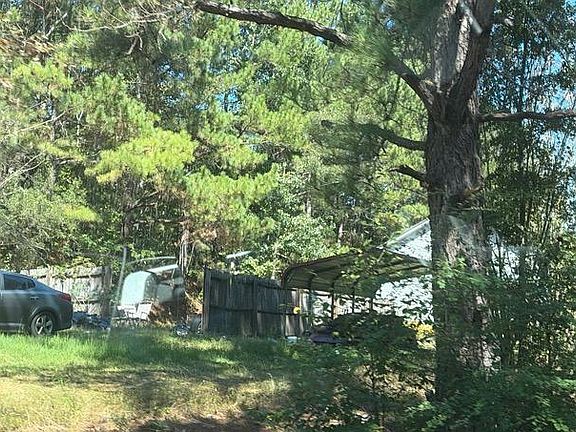 3rd image of 8051 Elkahatchee Rd