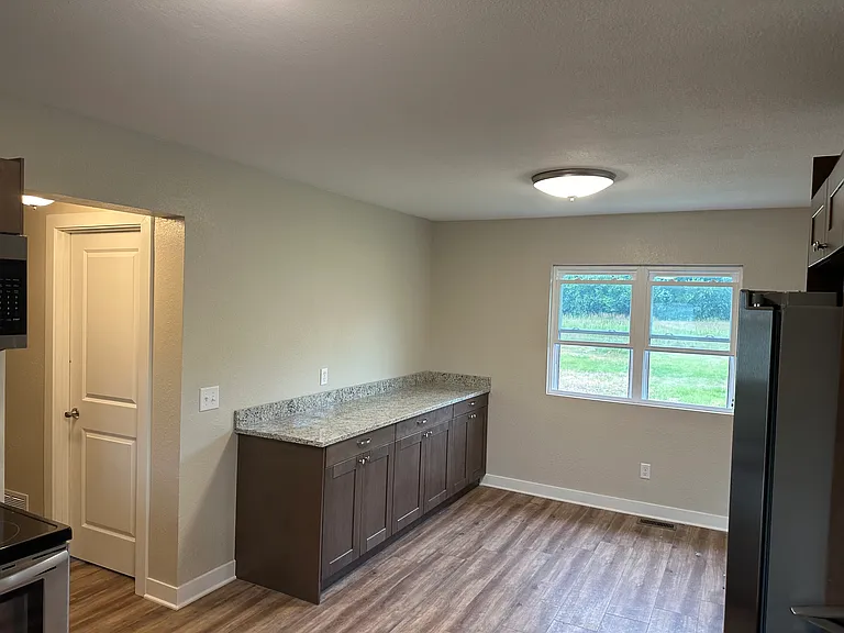 9235 Douglas Rd #2 — Photo 6