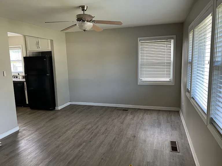 8139 Robertson Pl — Photo 10