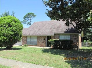 1121 Lake Ct, Deridder, LA 70634