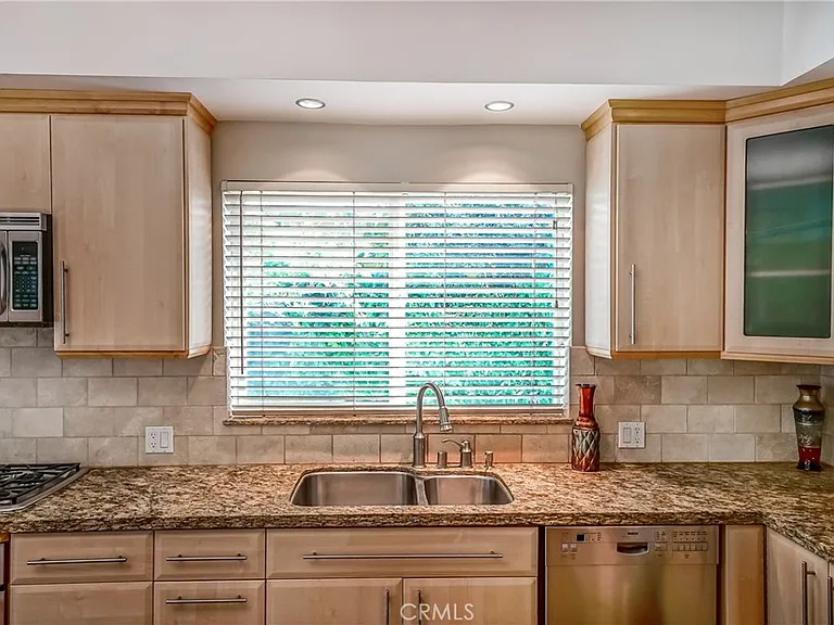 5512 Leghorn Ave — Photo 45