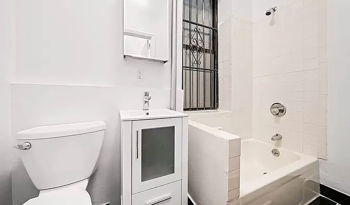 Rented by REAL New York | media 4