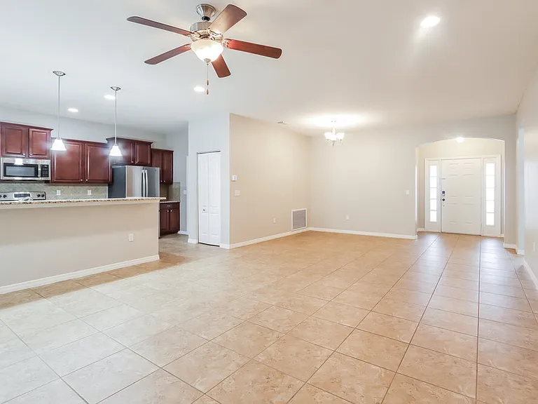 6353 Twin Bridges Dr — Photo 4