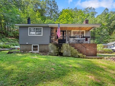 161 Breakneck Rd, Highland Lakes, NJ, 07422