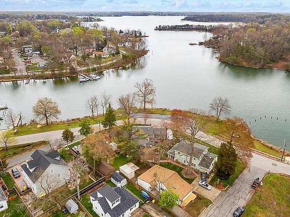 5th image of 530 Highland Dr