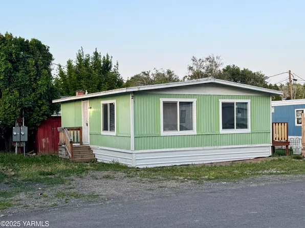 401 Moxee Ave Unit 2, Naches, WA 98937
