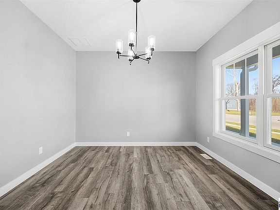 4th image of 4545 Caroline Grace Ln