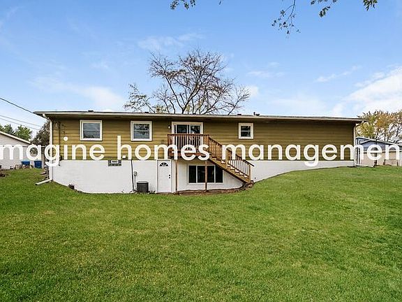 2nd image of 1764 Serpentine Dr