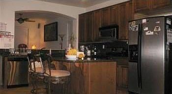 5th image of 1110 Barrington Ln