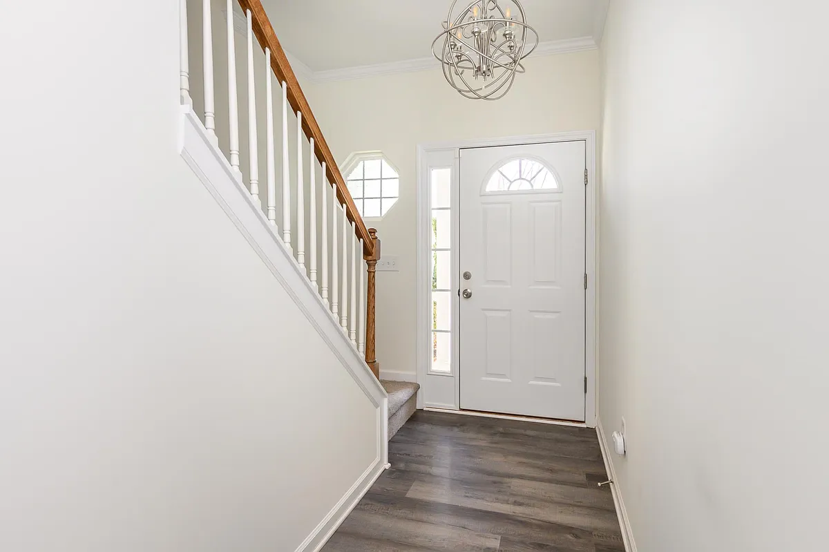 Building Photo - 211 Shady Grove Dr