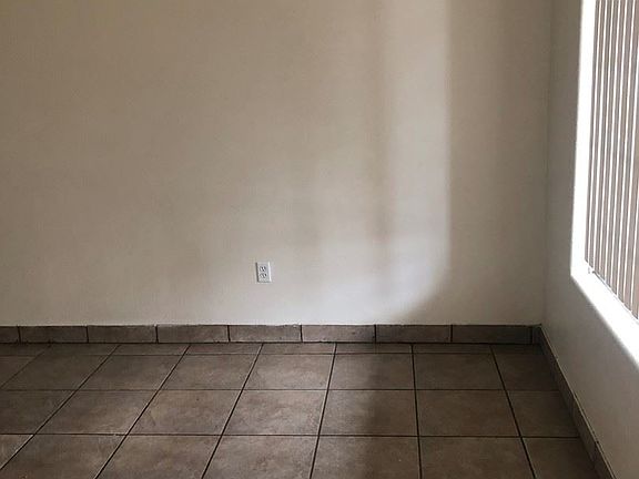 4th image of 3822 Boswellia Dr