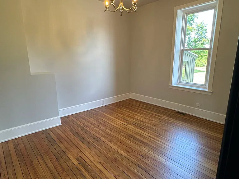 755 Centerville Rd — Photo 8