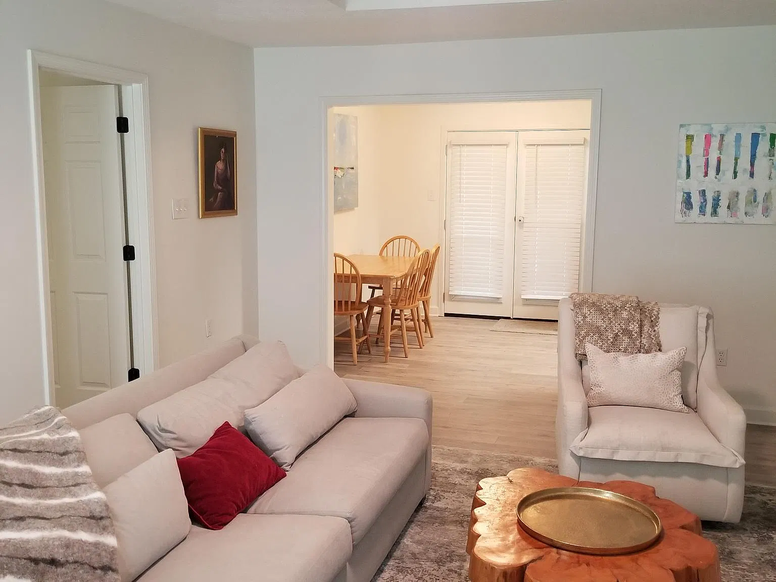 3 bed, 1696 sqft, $2,100 — Photo 3