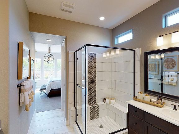 Costa Dorada Model Master Bathroom